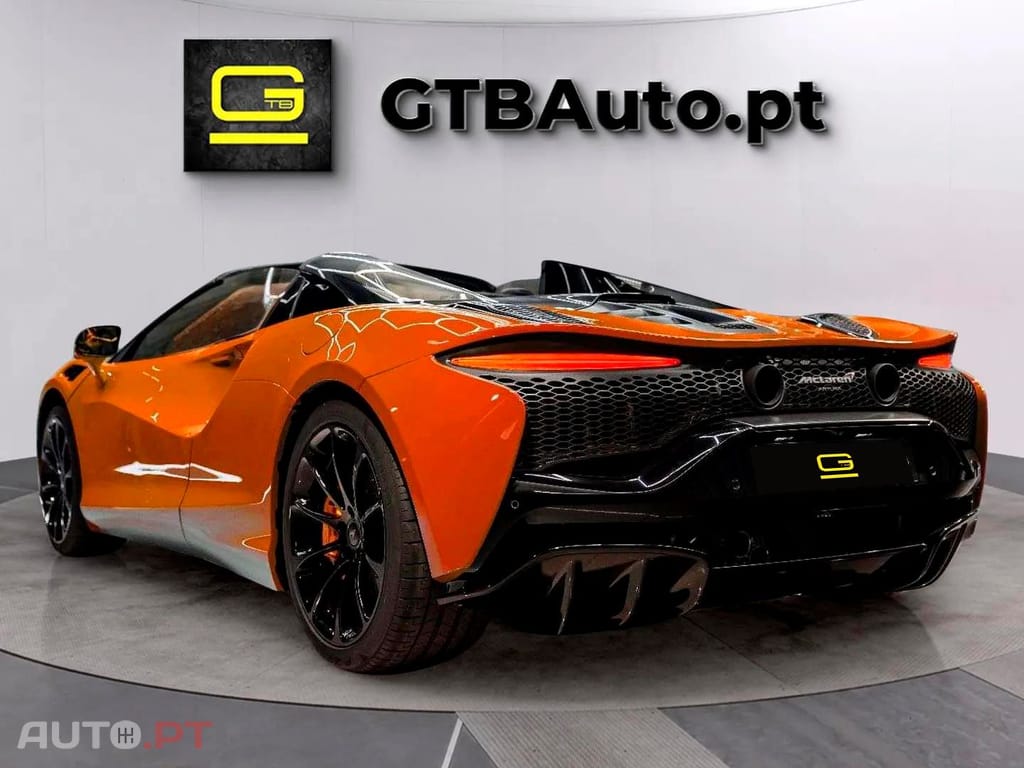 McLaren Artura SPIDER PERFORMANCE