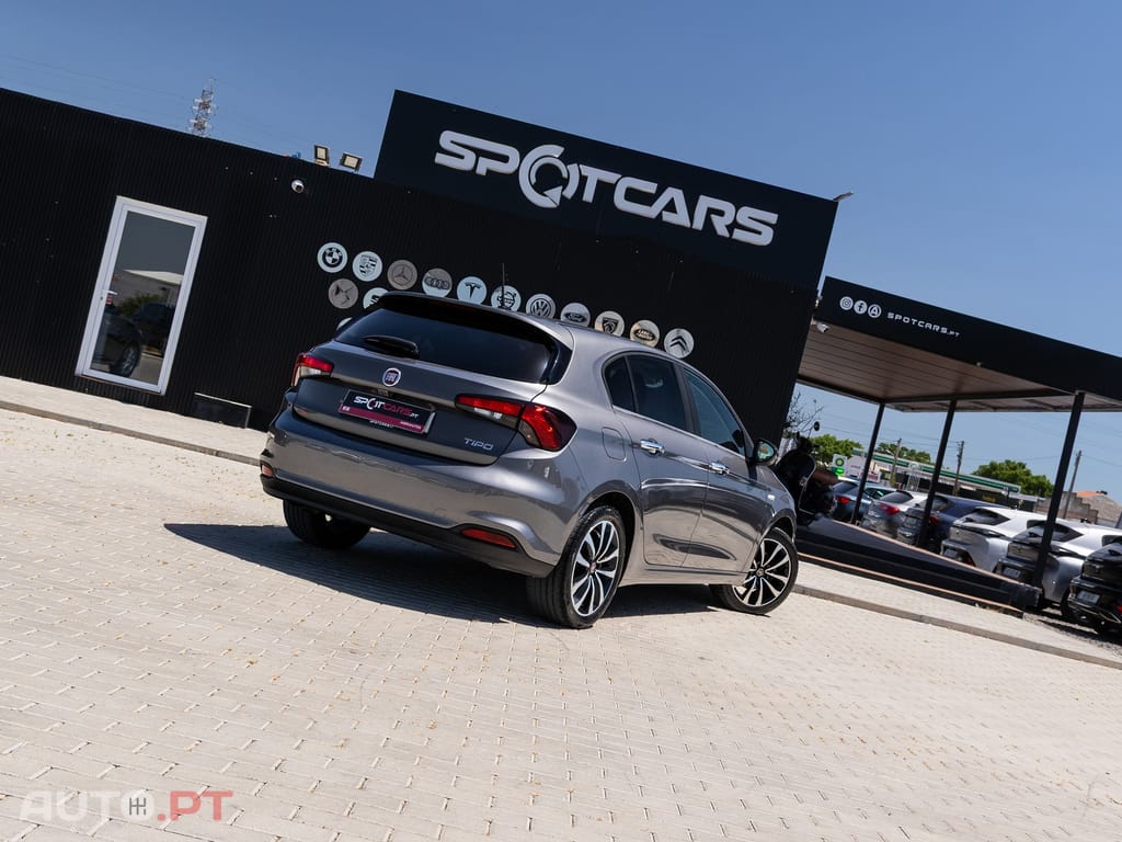Fiat Tipo 1.3 M-Jet Lounge Tech J17