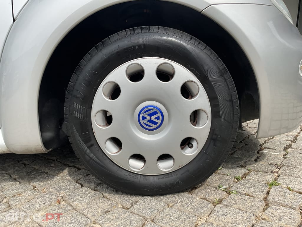 Volkswagen New Beetle 1.6