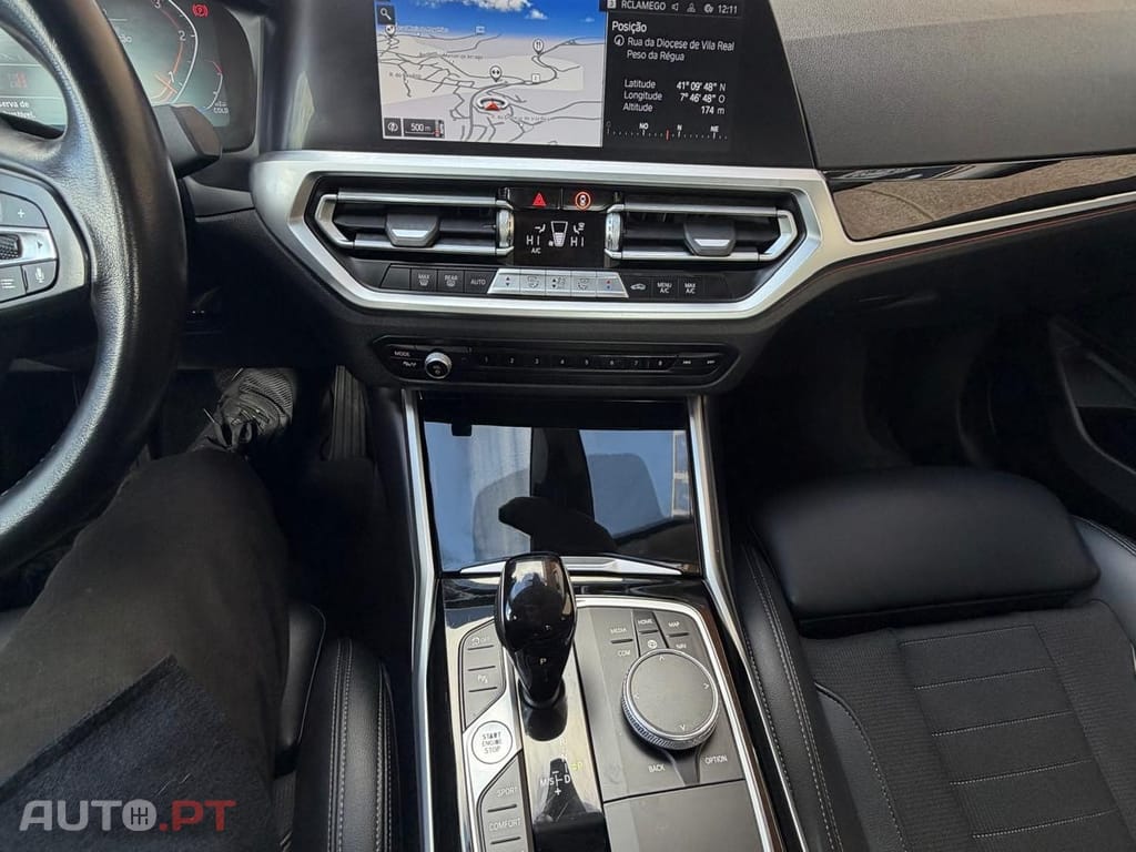 BMW 318 d Pack Desportivo M Auto