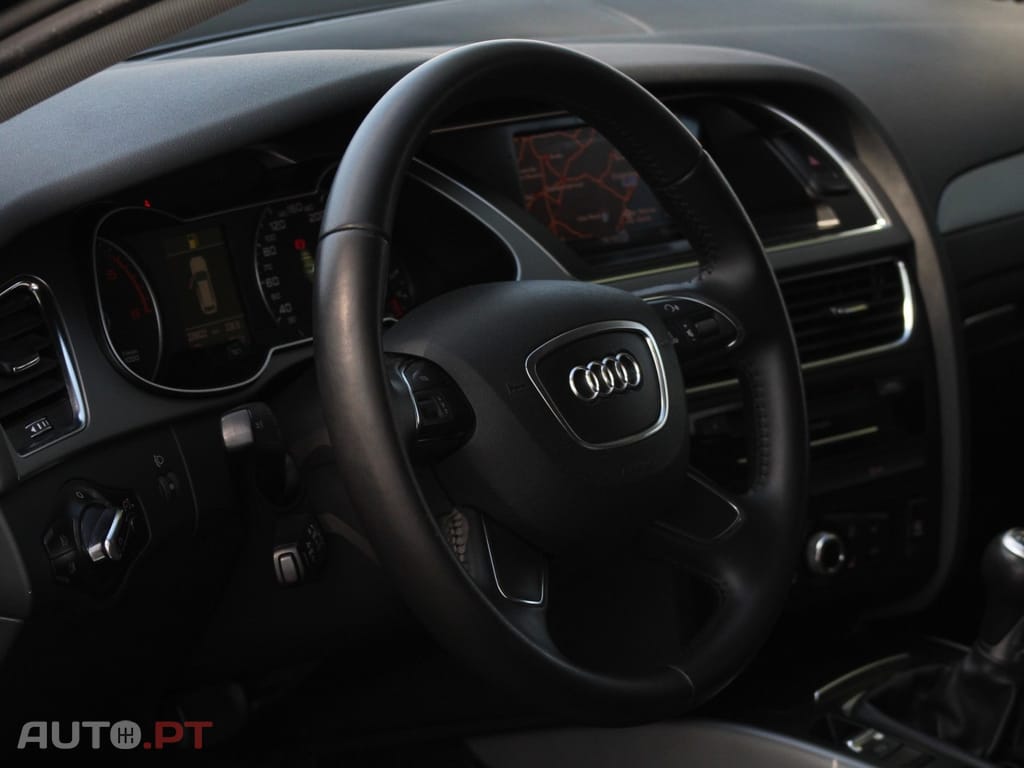 Audi A4 Avant 2.0 TDI Business Line