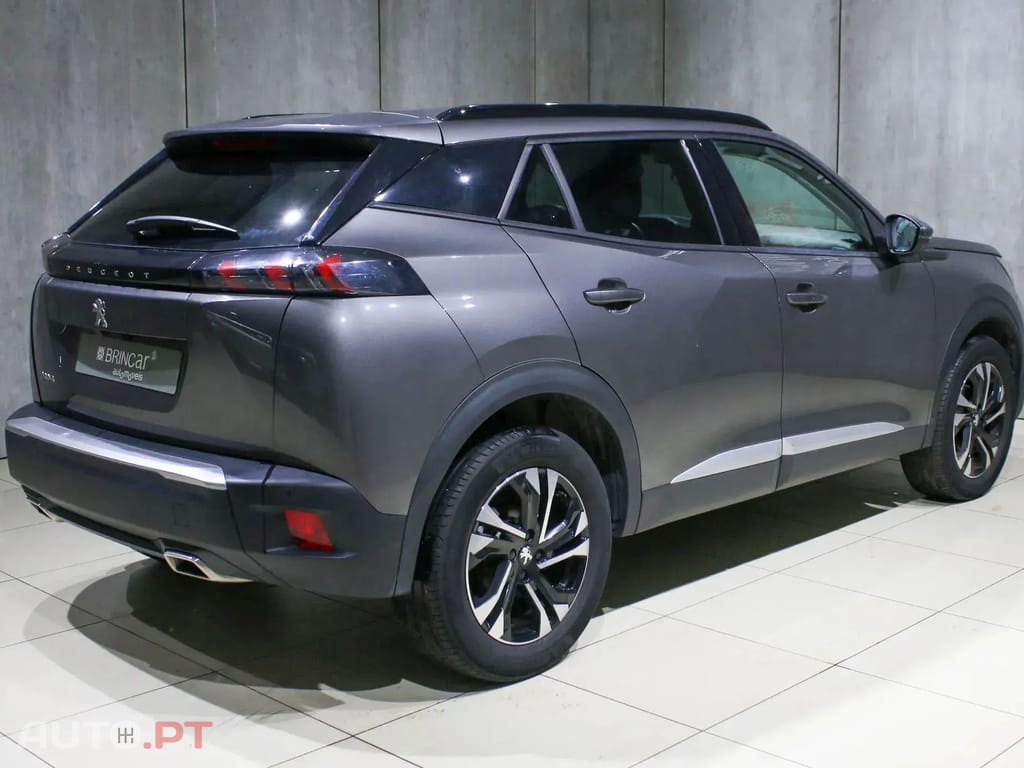 Peugeot 2008 1.2 PureTech Allure EAT8