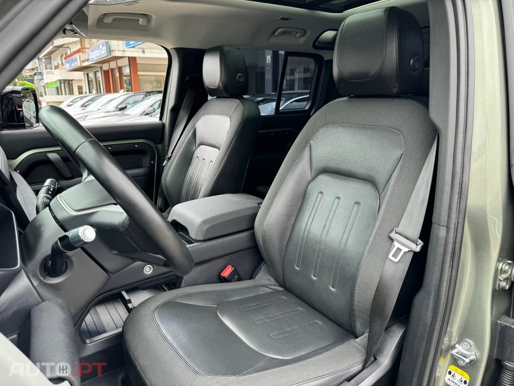 Land Rover Defender 2.0 D 110 AWD S