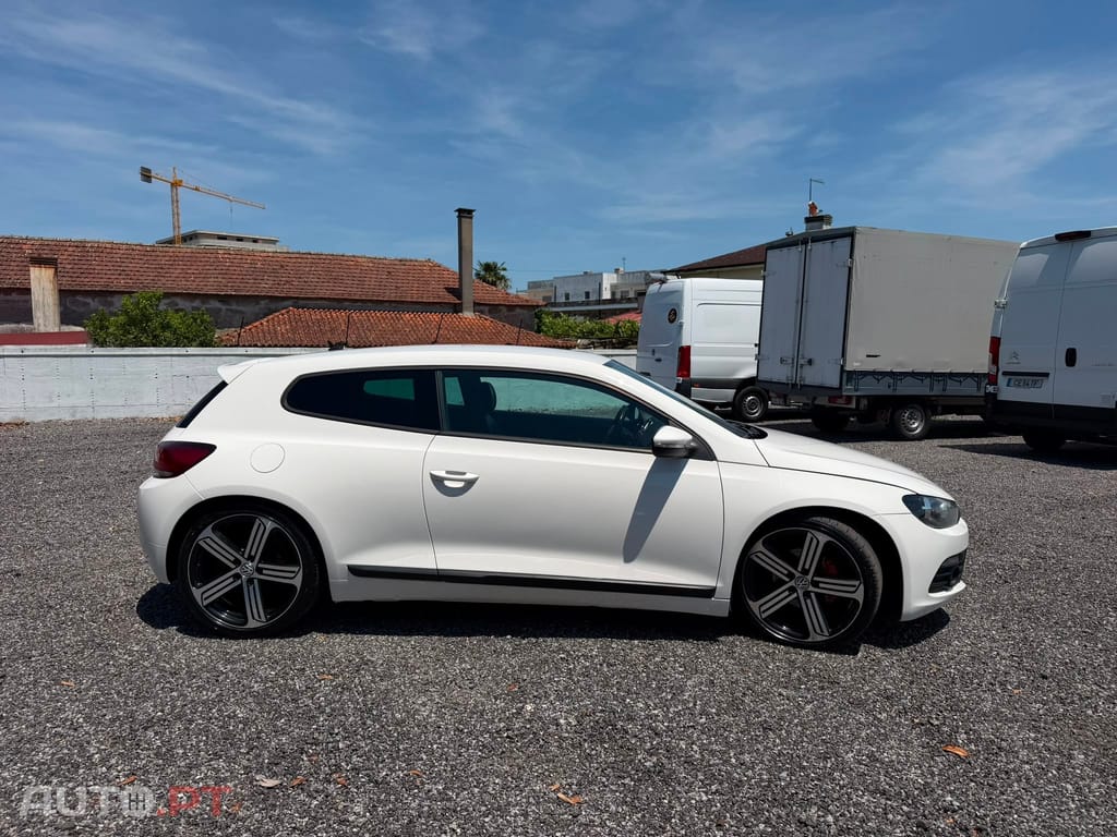 Volkswagen Scirocco 2.0 TDi Sport DSG