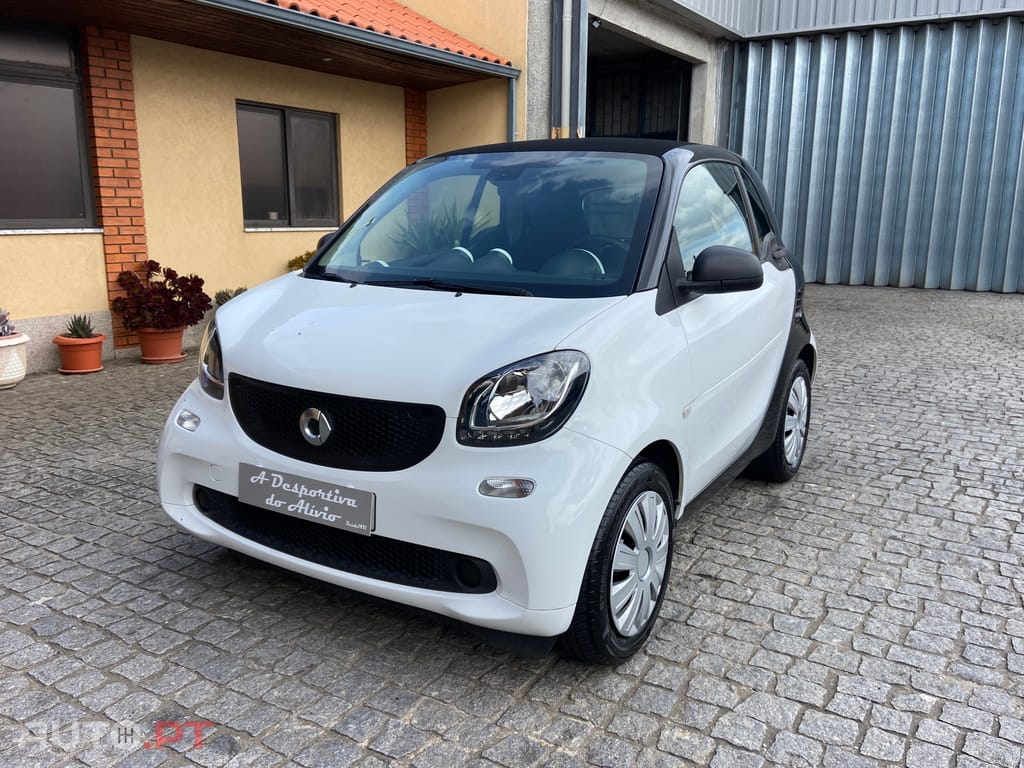 Smart ForTwo 1.0i Coupé