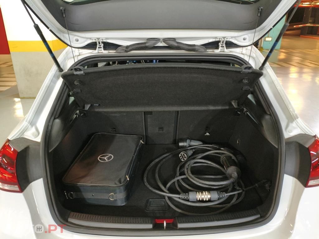 Mercedes-Benz A 250 e Style Plus