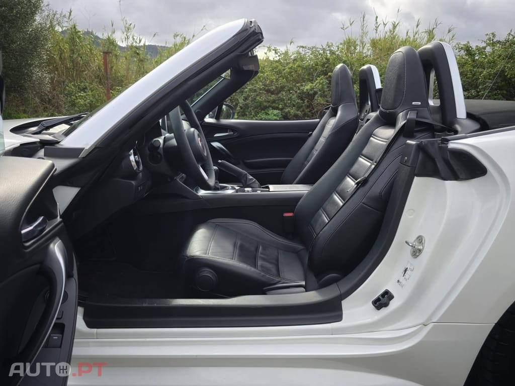 Fiat 124 Spider 1.4 MultiAir Turbo Lusso