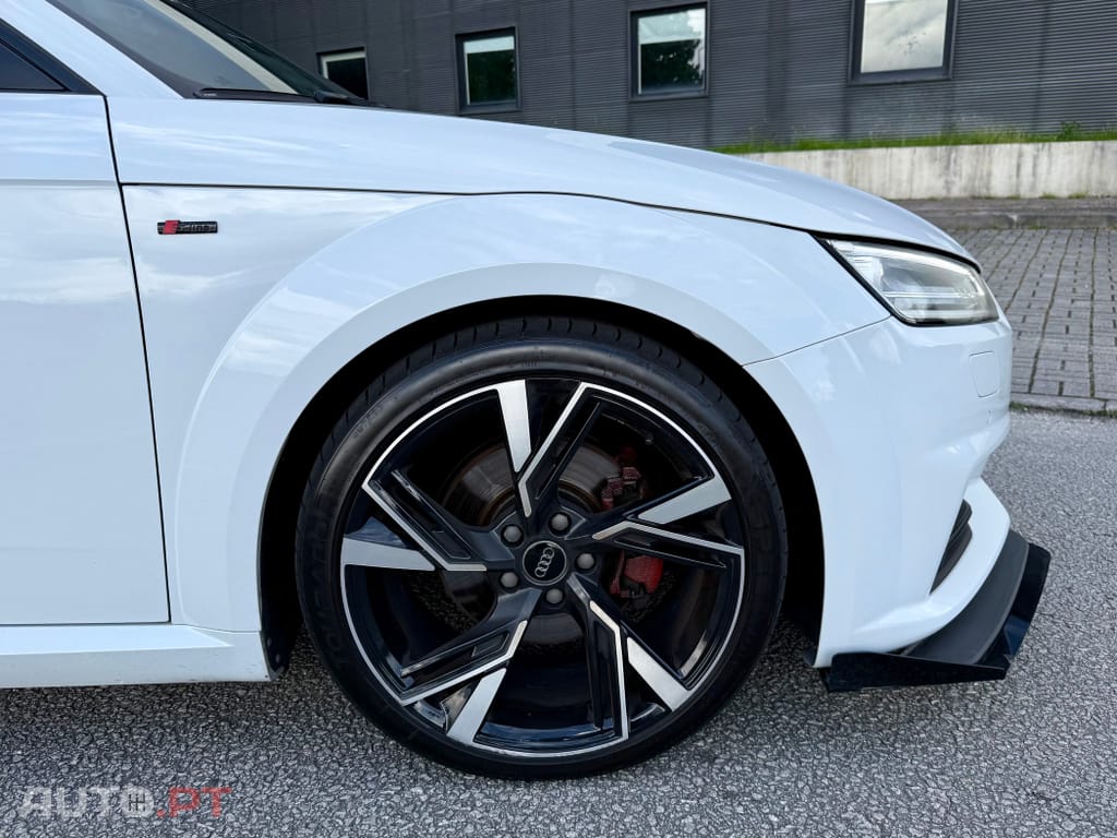 Audi TT 2.0 TDI S-line