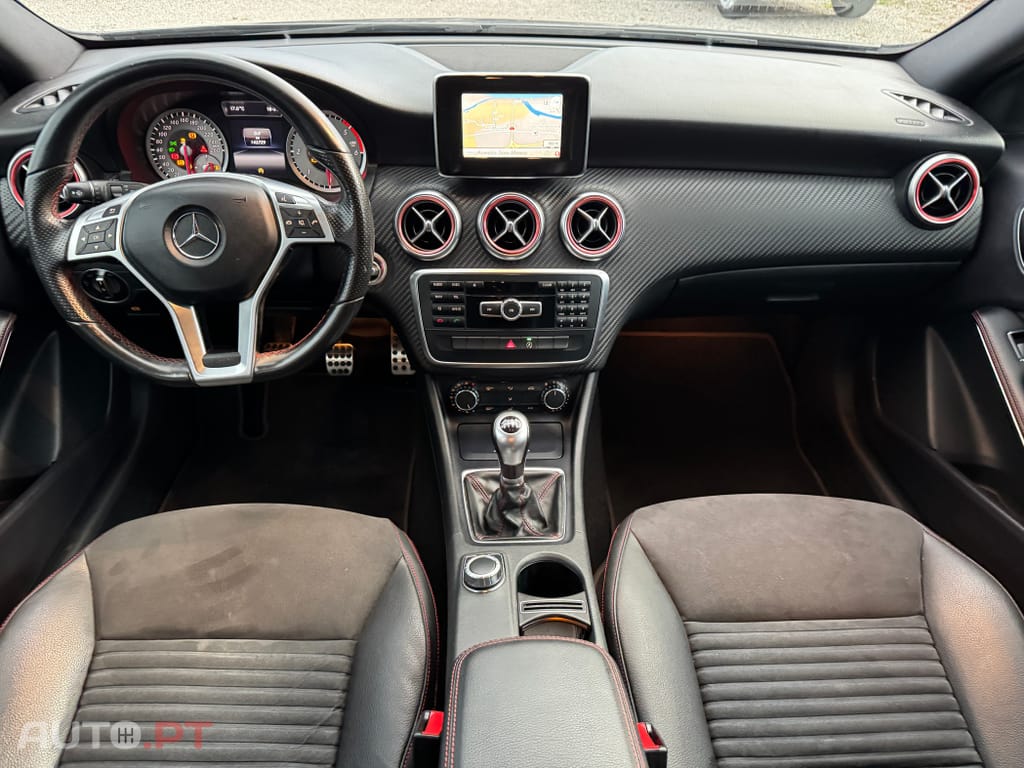 Mercedes-Benz A 180 d AMG Line