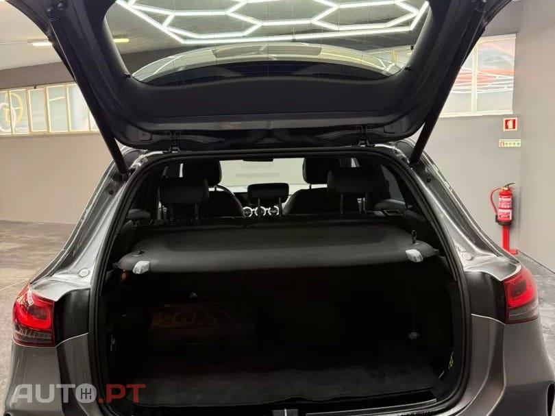 Mercedes-Benz EQA 250 AMG Line