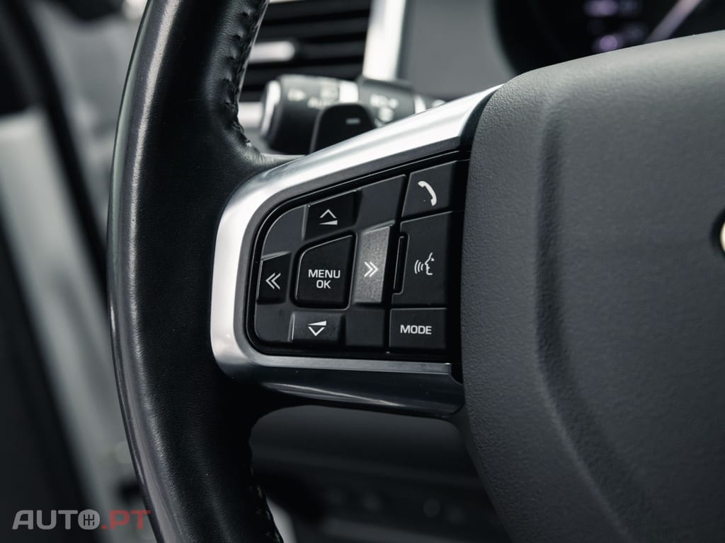 Land Rover Discovery Sport 2.0 TD4 SE Auto