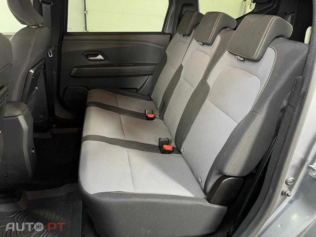 Dacia Jogger ECO-G 100 Bi-Fuel Essential 7 lugares