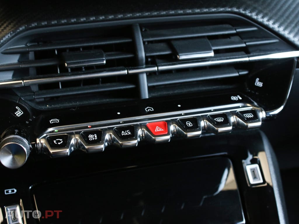 Peugeot 2008 1.2 PureTech Allure