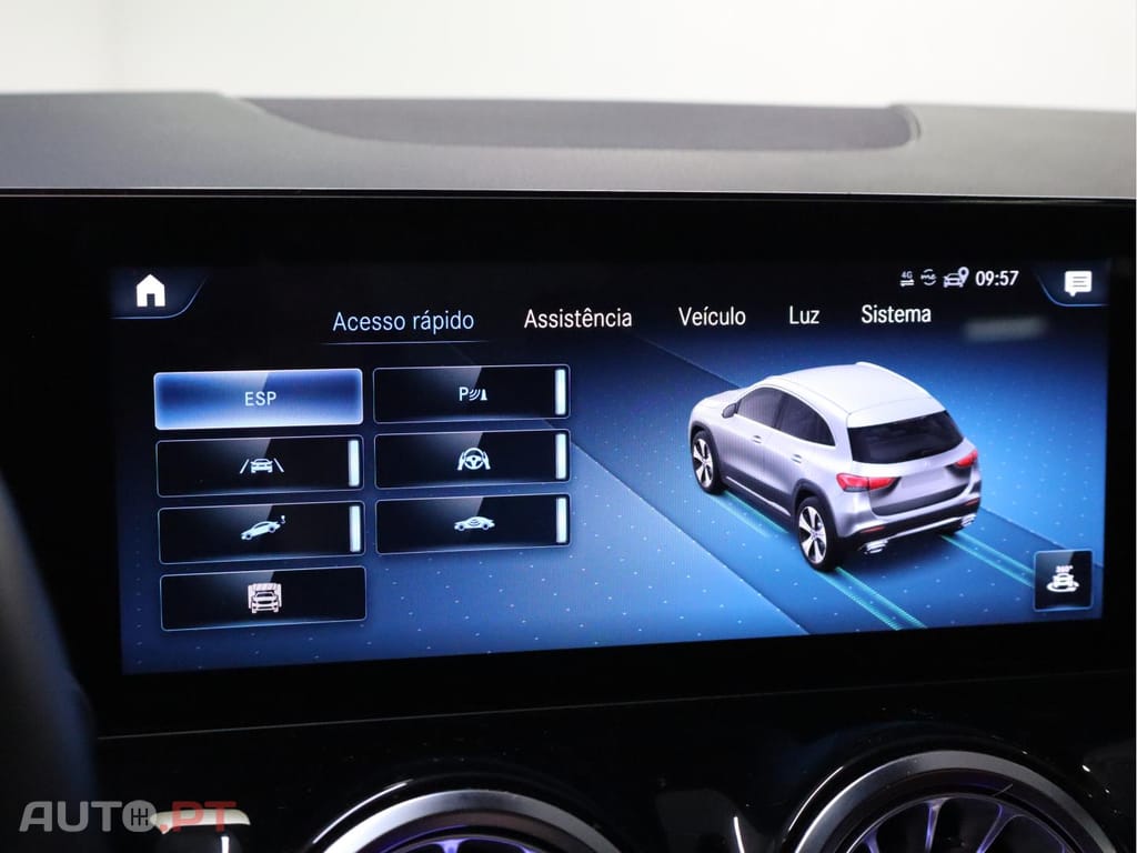 Mercedes-Benz GLA 250 e AMG LINE