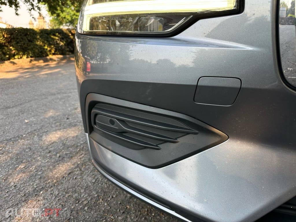 Volvo V60 2.0 D3 R-Design Geartronic