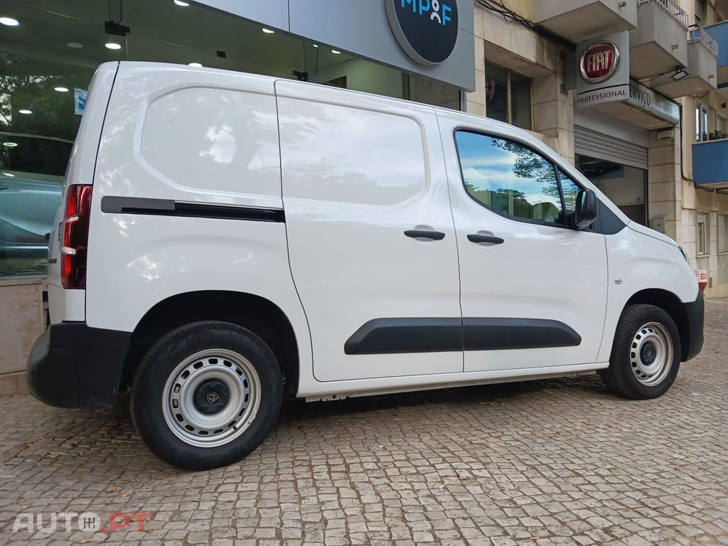 Peugeot Partner 1.5 BlueHDi Pro Standard Plus