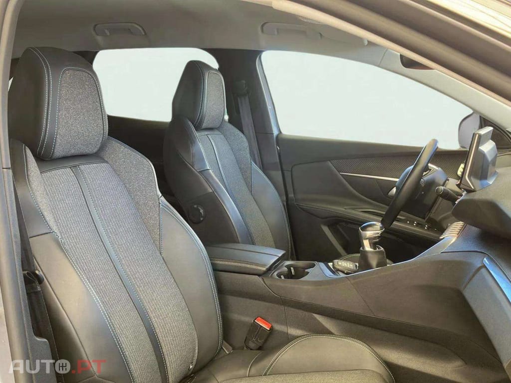 Peugeot 3008 1.2 PureTech Allure Pack