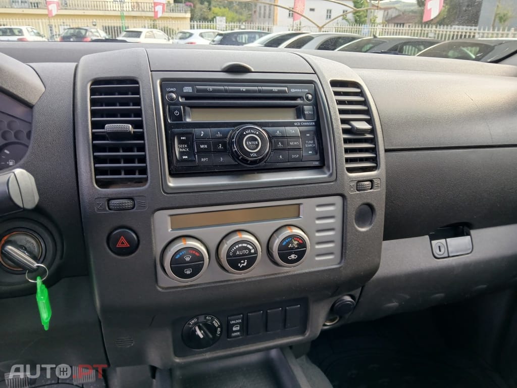 Nissan Navara 2.3 dCi KC 4WD Visia B.Dif.