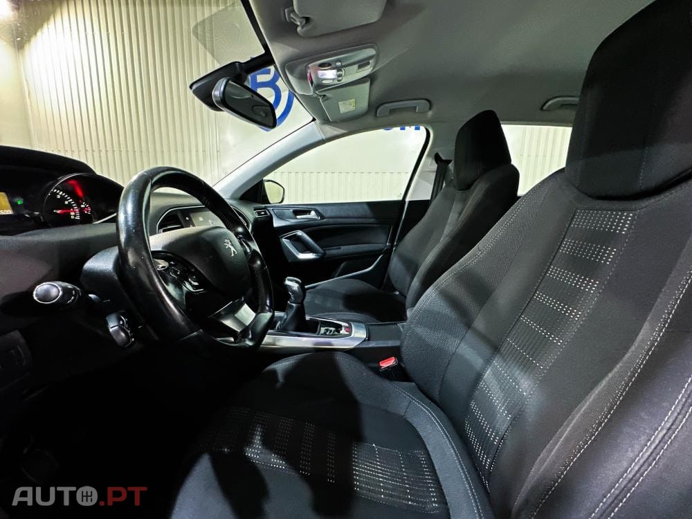 Peugeot 308 1.2 PureTech Allure