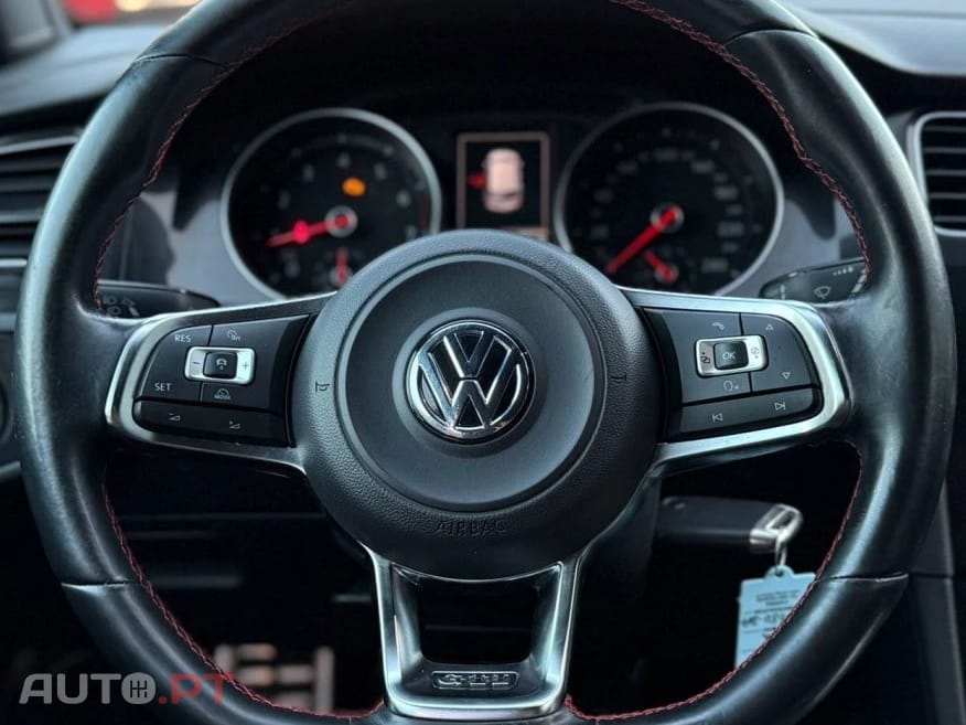 Volkswagen Golf 2.0 TSi GTi
