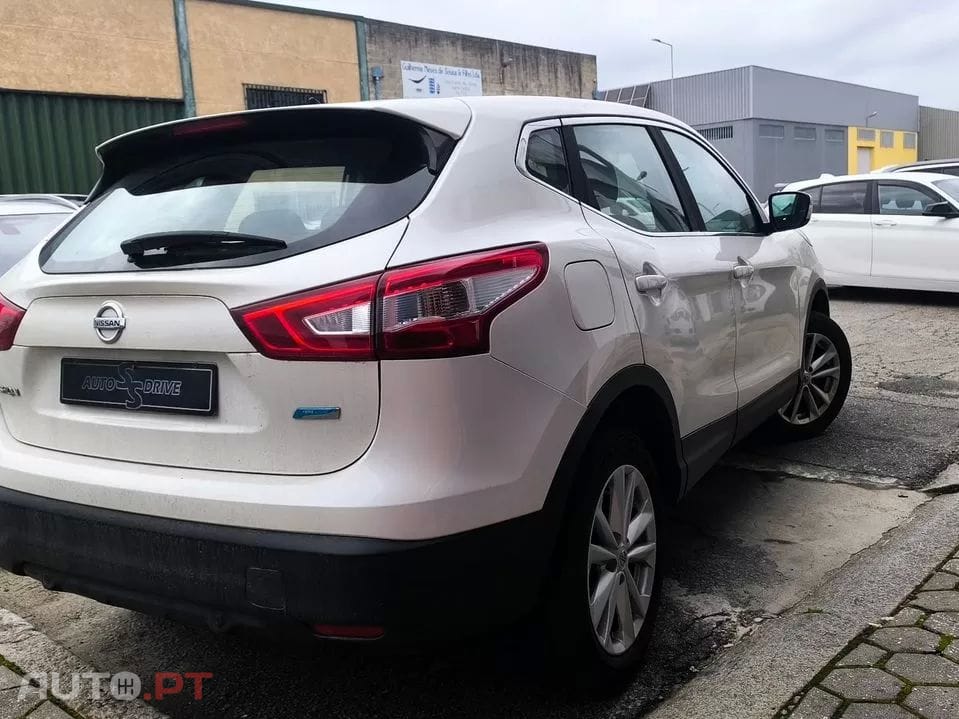 Nissan Qashqai 1.6 dCi Acenta Xtronic