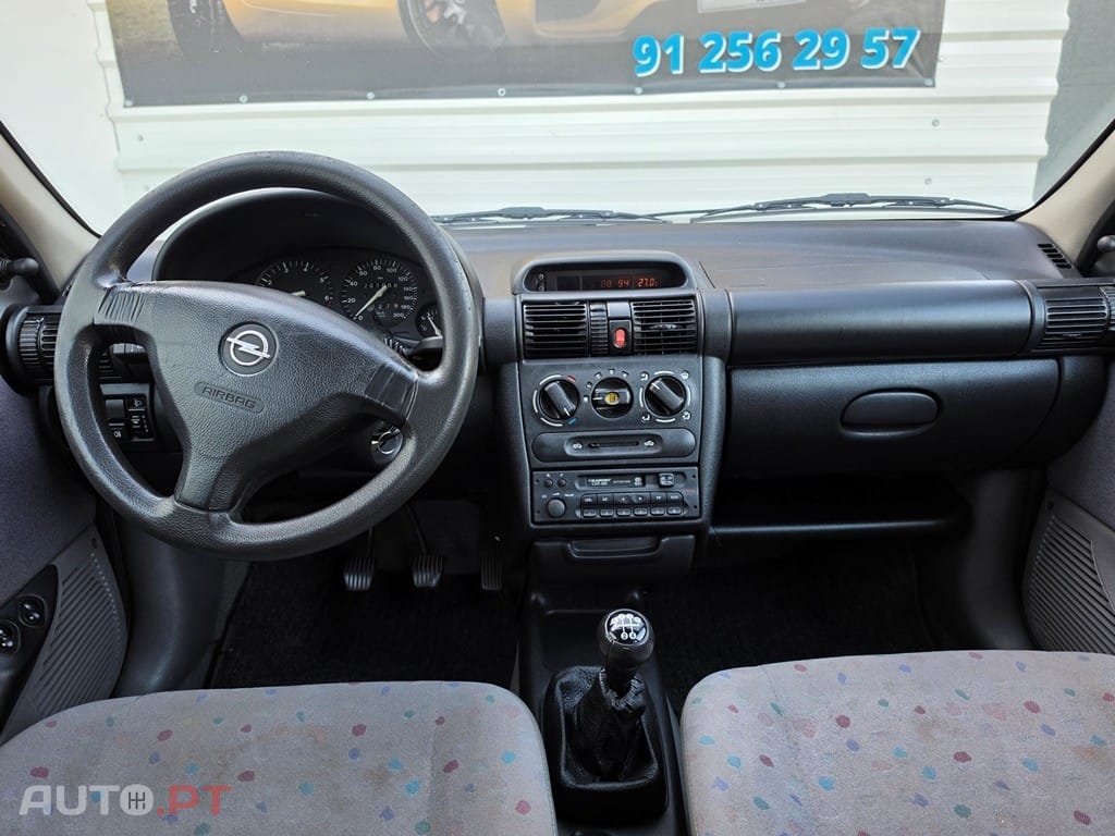 Opel Corsa 1.2 16V
