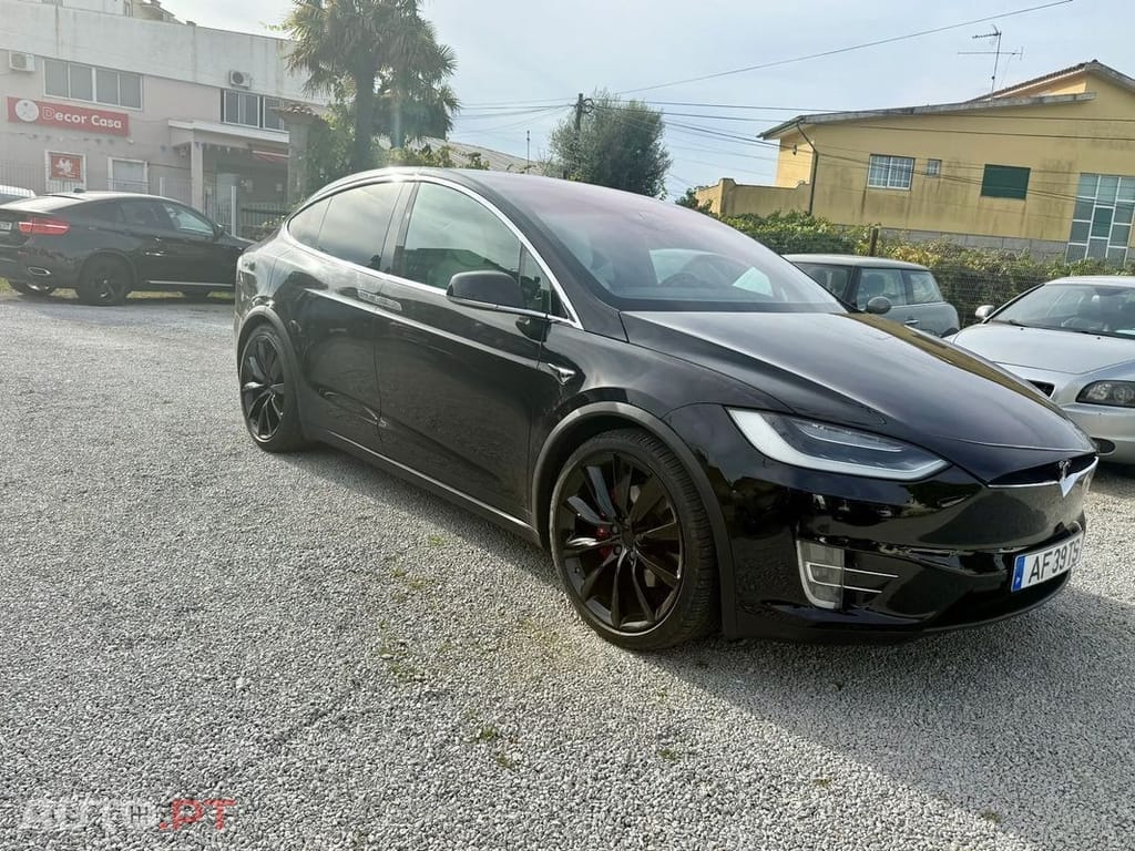 Tesla Model X P90D AWD
