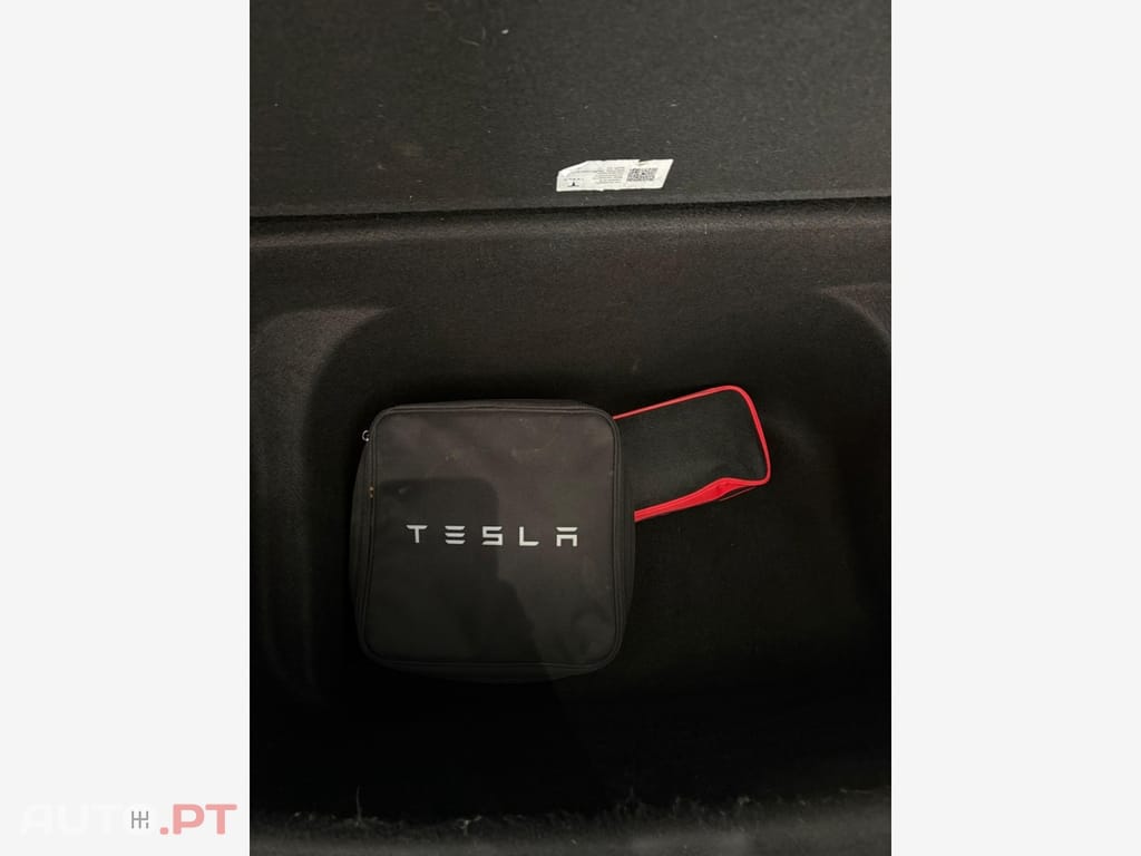 Tesla Model Y Tração Traseira