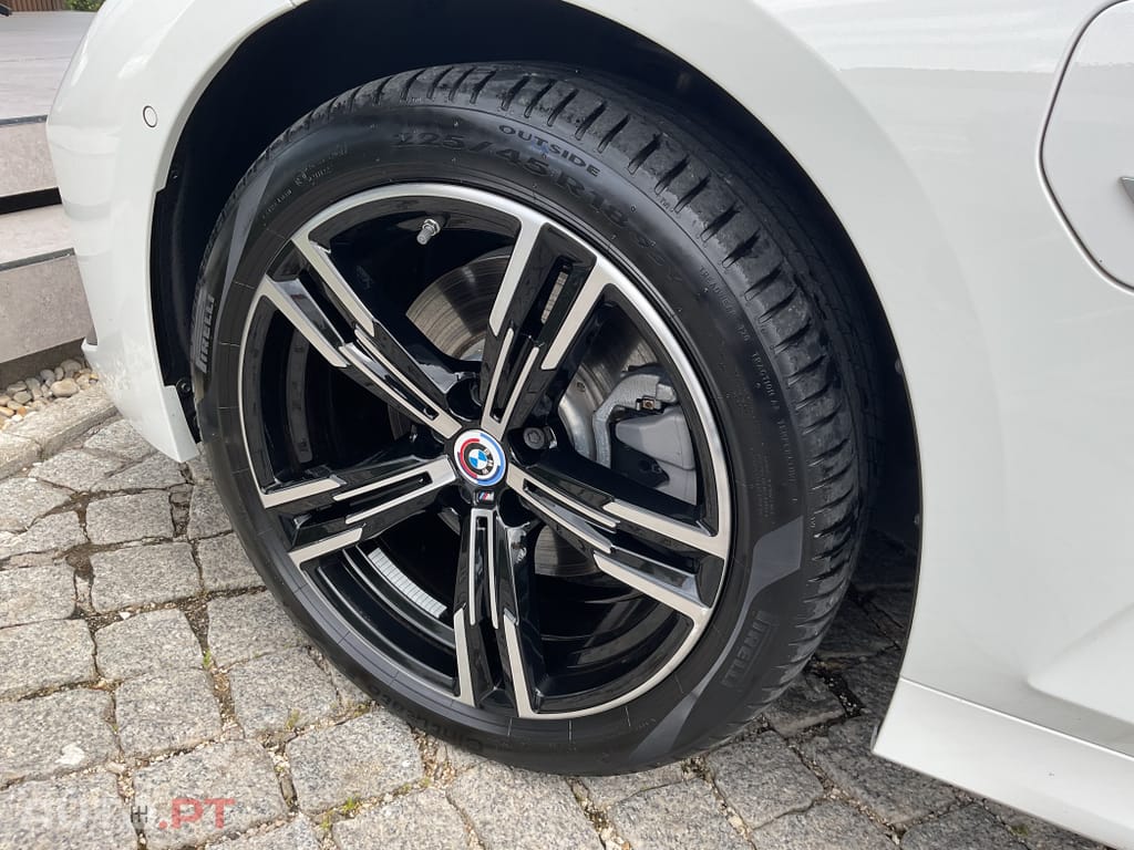 BMW 330 e Pack M Auto