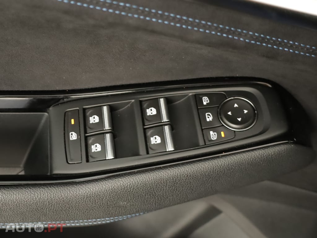 Renault Austral Austral 1.2 E-Tech Full Hybrid Iconic Esprit Alpine