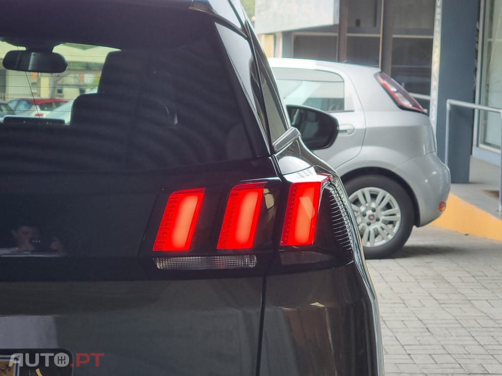 Peugeot 3008 1.6 BlueHDi Allure