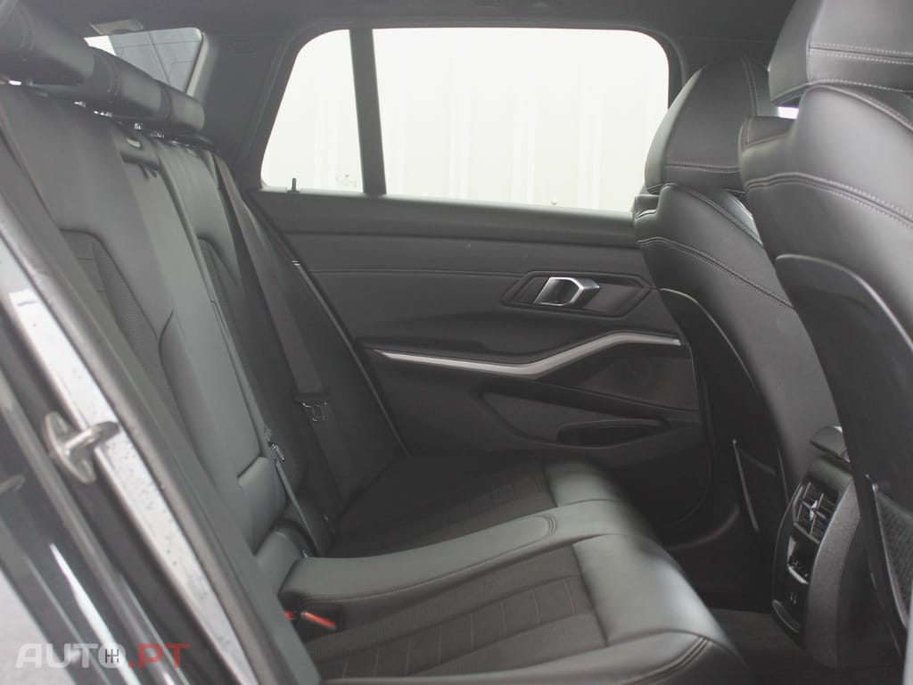BMW 320 e Corporate Edition Auto
