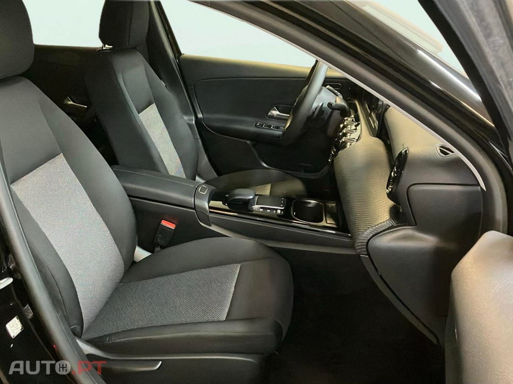 Mercedes-Benz A 250 e
