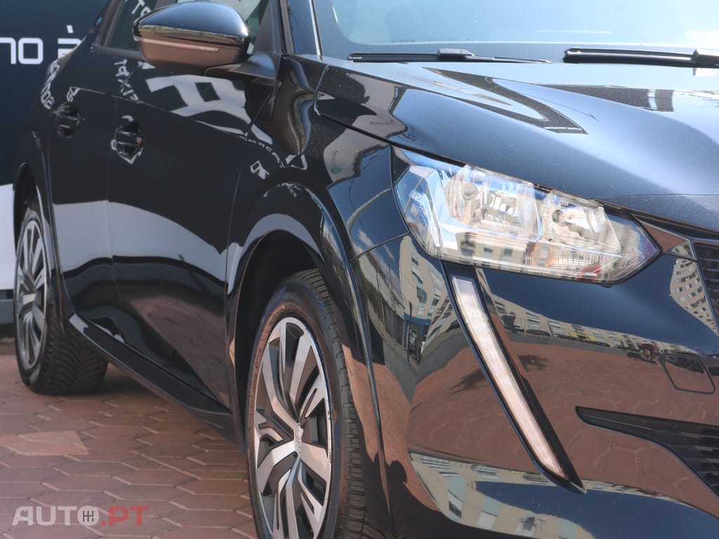 Peugeot E-208 Active Pack