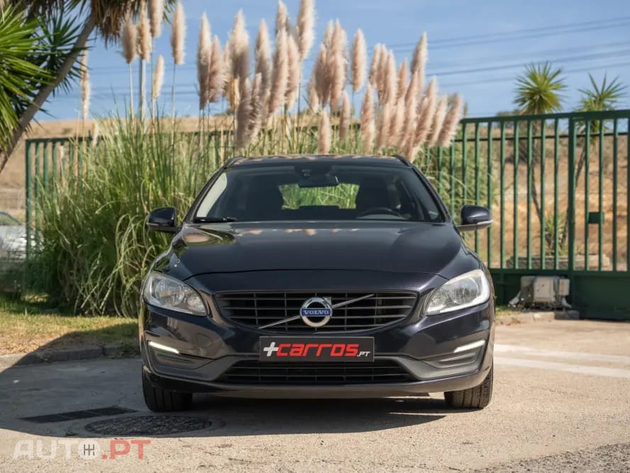 Volvo V60 2.0 D2 Momentum
