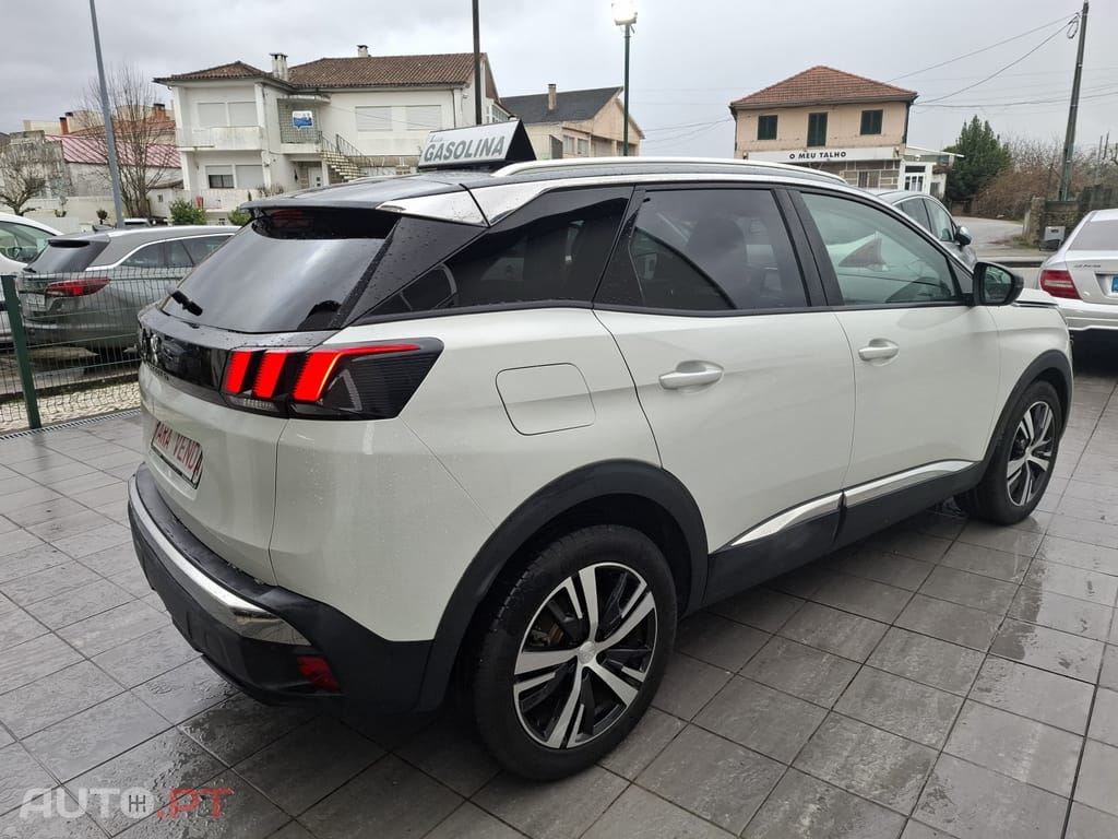 Peugeot 3008 1.2 PureTech Allure Pack