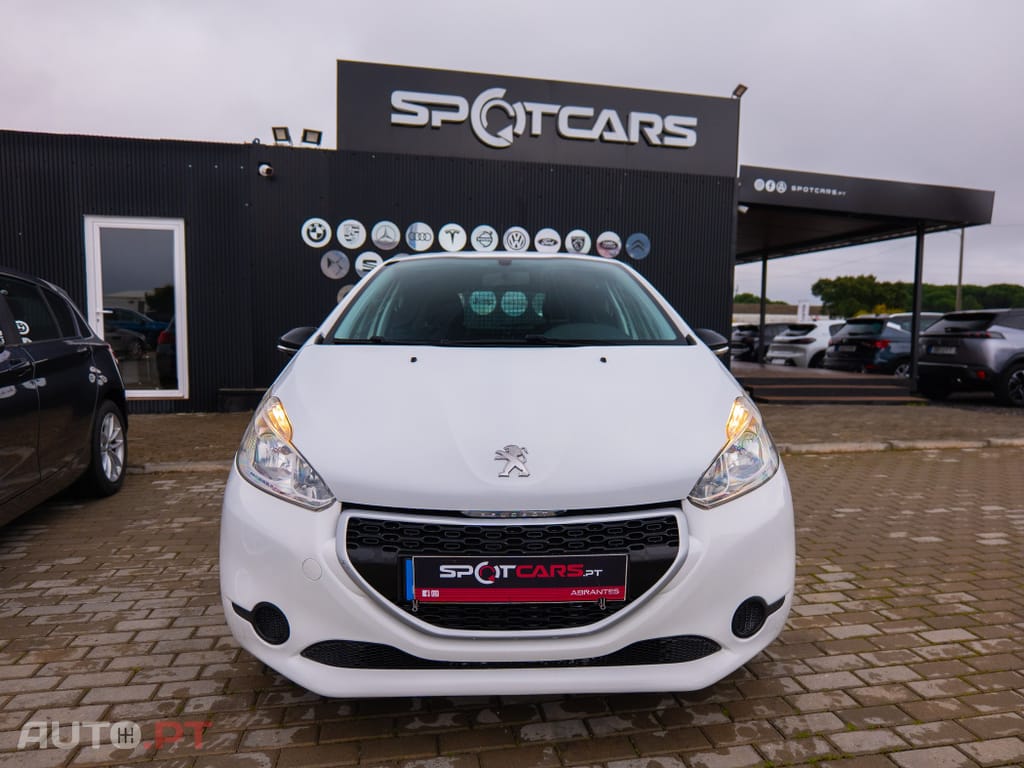 Peugeot 208 1.4 HDi