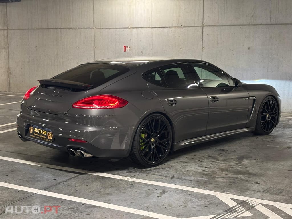 Porsche Panamera S e-Hybrid