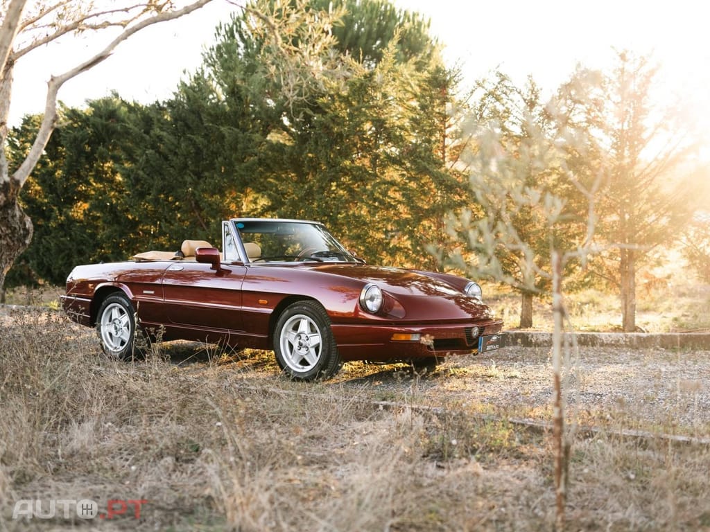 Alfa Romeo Spider 2.0