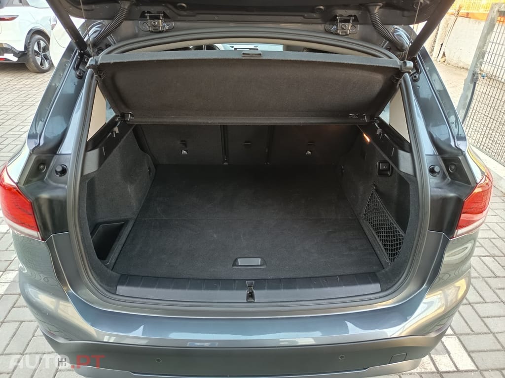 BMW X1 25 e xDrive Corporate Edition
