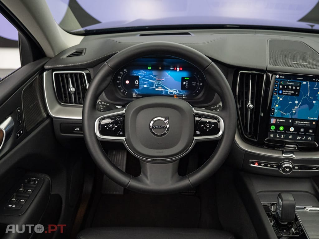 Volvo XC60 2.0 T6 PHEV Ultra Dark AWD