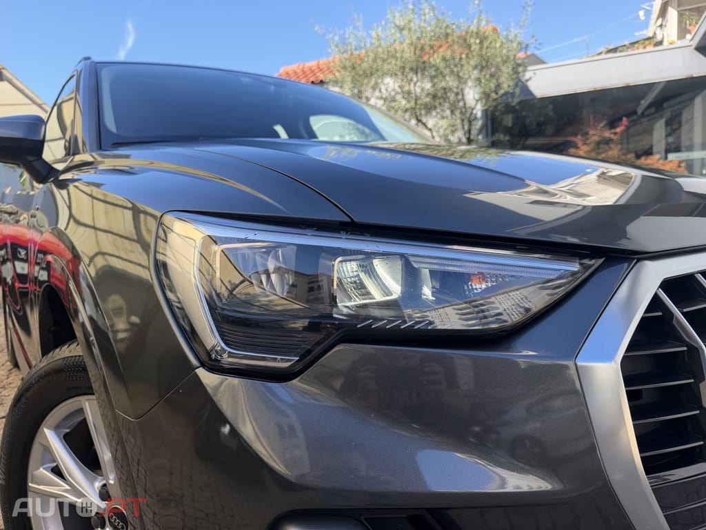 Audi Q3 45 TFSIe S line S tronic