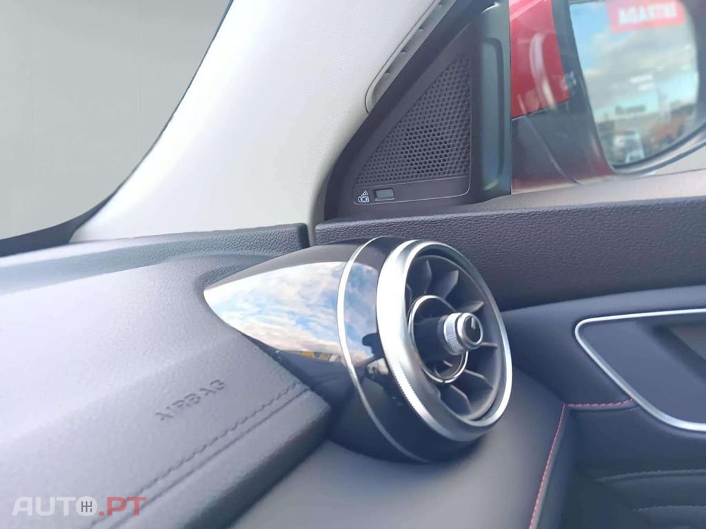 MG EHS LUXURY PHEV