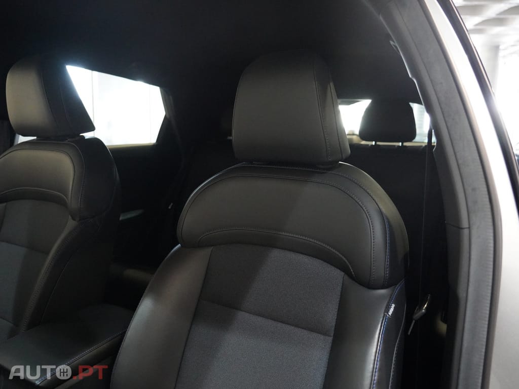 MG MG4 64 kWh Luxury