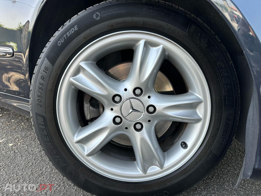 Mercedes-Benz CLK 200 K Avantgarde Aut.