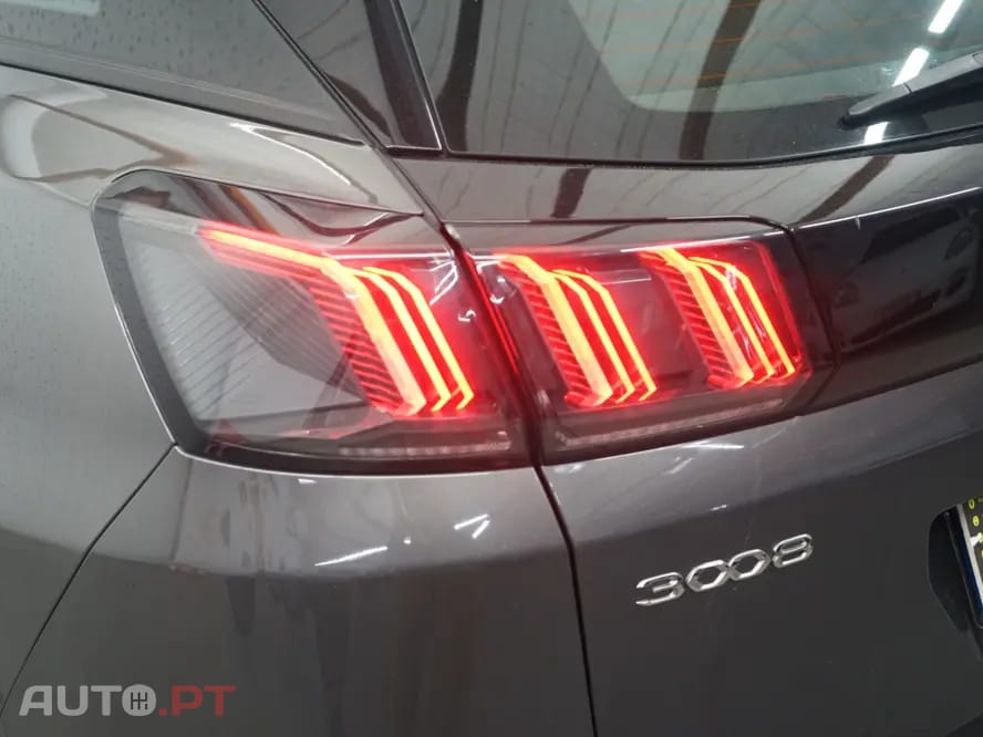 Peugeot 3008 1.5 BlueHDi Allure