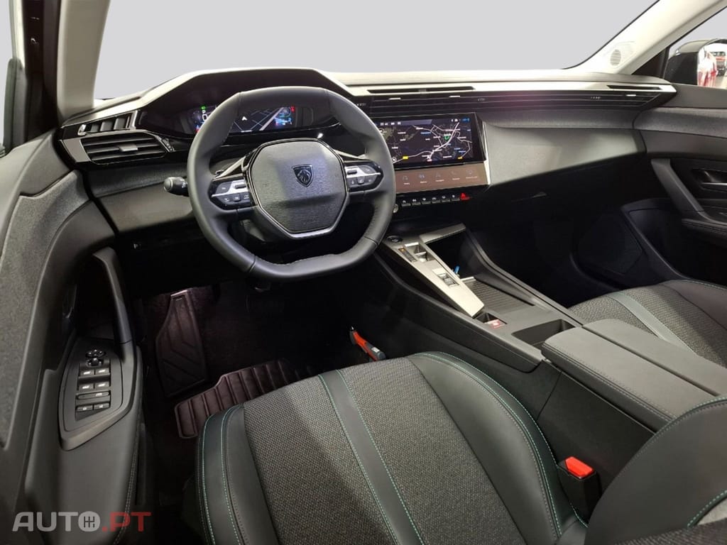 Peugeot 408 1.2 Allure