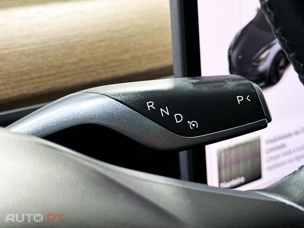 Tesla Model 3 Long-Range Dual Motor AWD