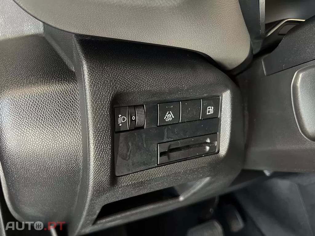 Citroen C5 Aircross 225 e-EAT8 SHINE