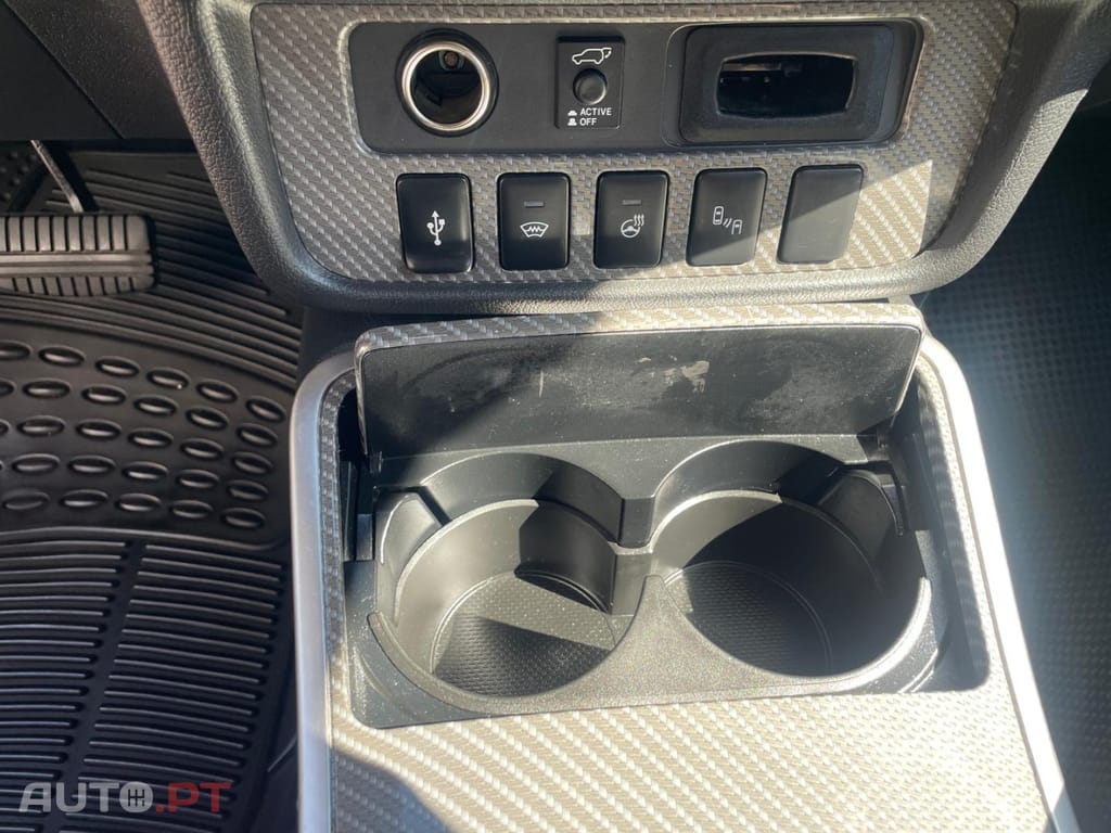 Mitsubishi Outlander 2.0 Intense